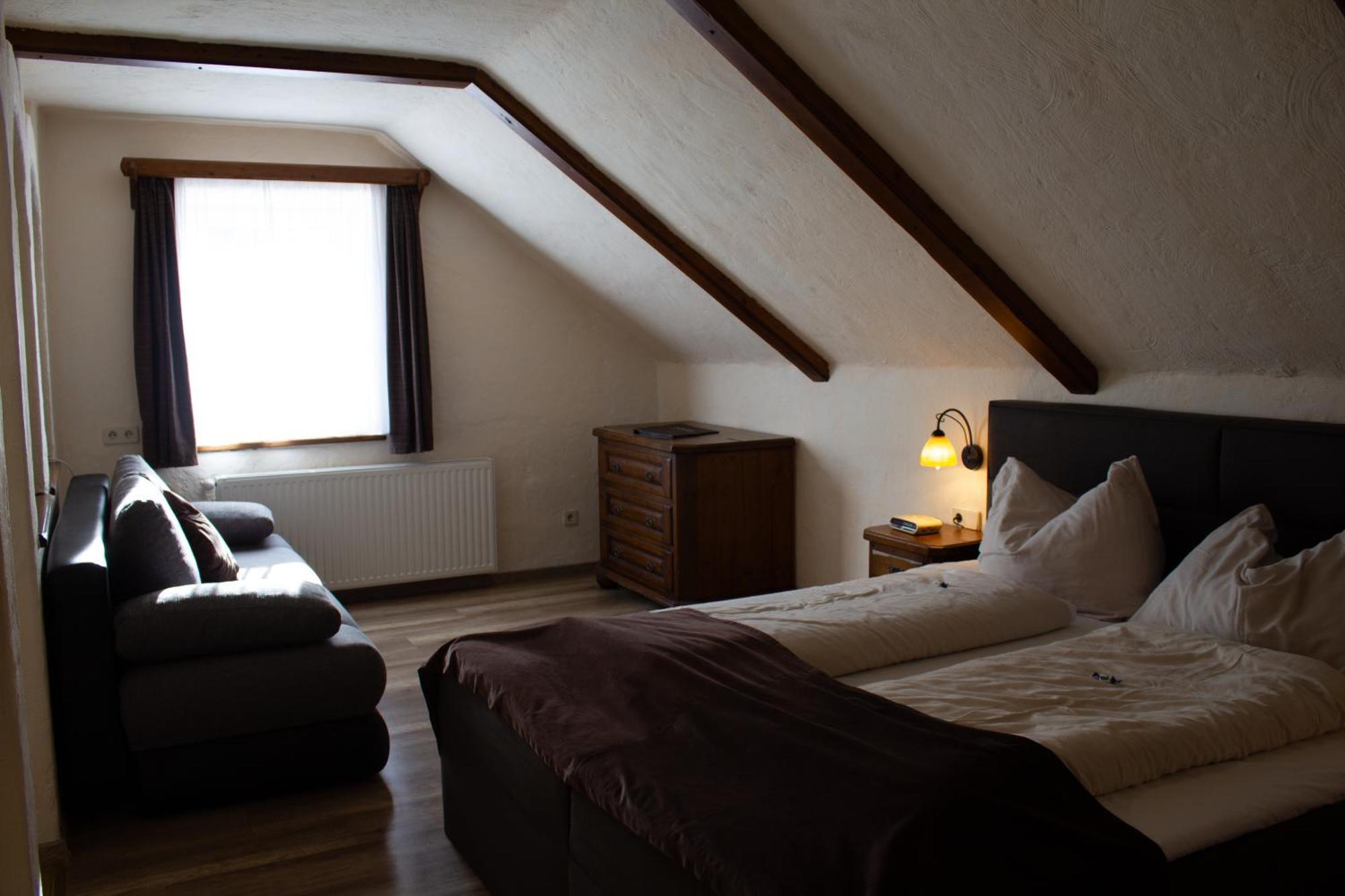 Hotel Gasthof Stranachwirt Санкт-Михель  Экстерьер фото