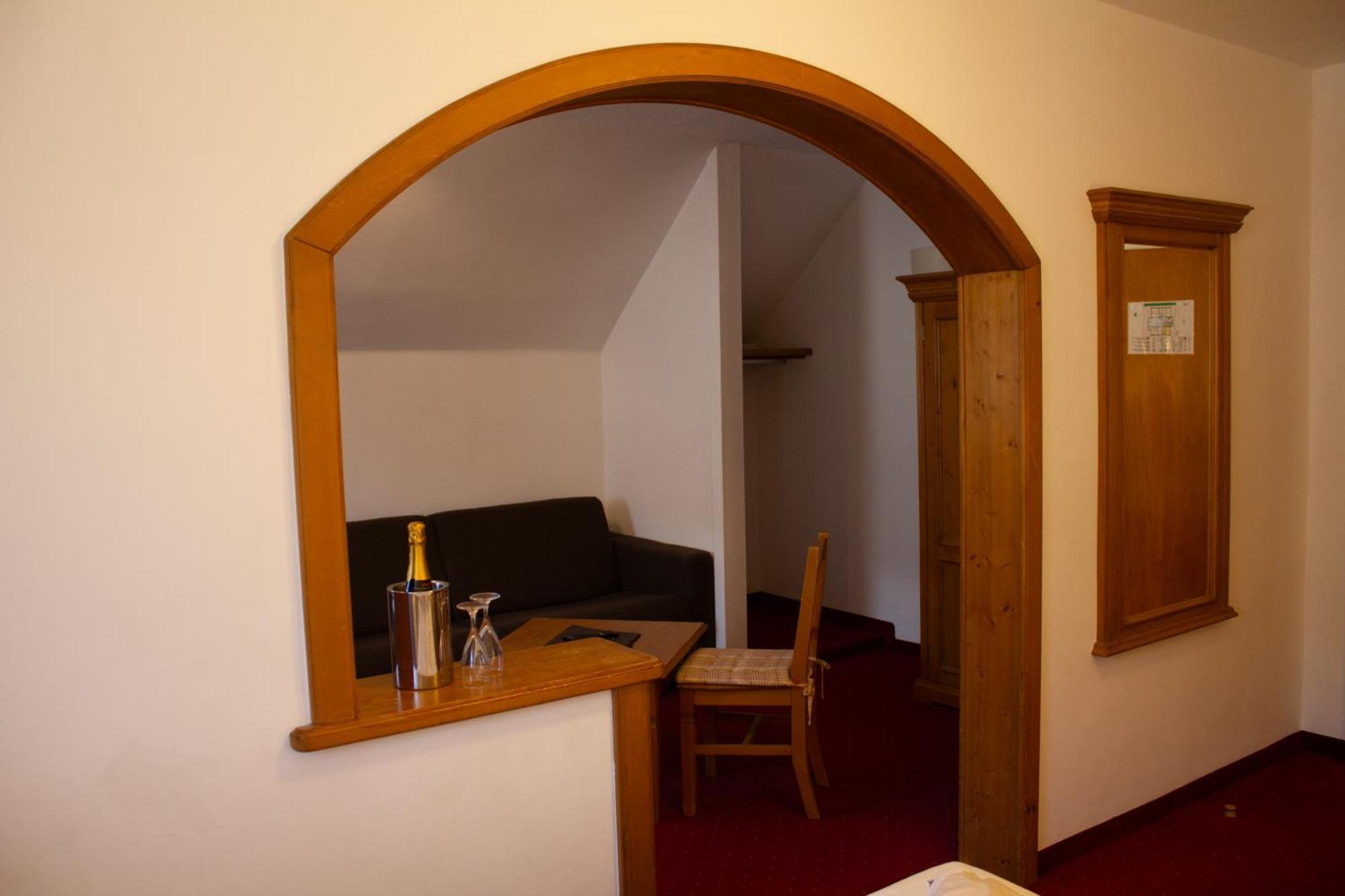 Hotel Gasthof Stranachwirt Санкт-Михель  Экстерьер фото