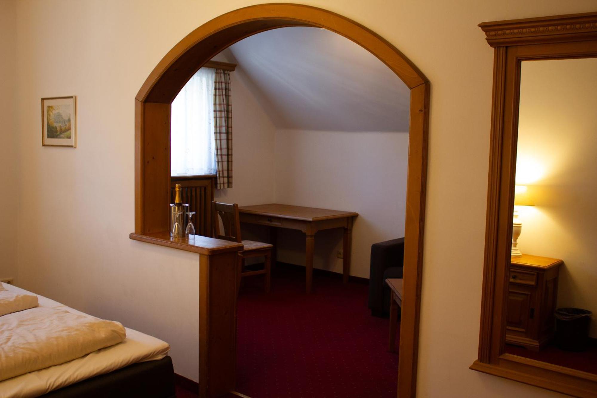Hotel Gasthof Stranachwirt Санкт-Михель  Экстерьер фото