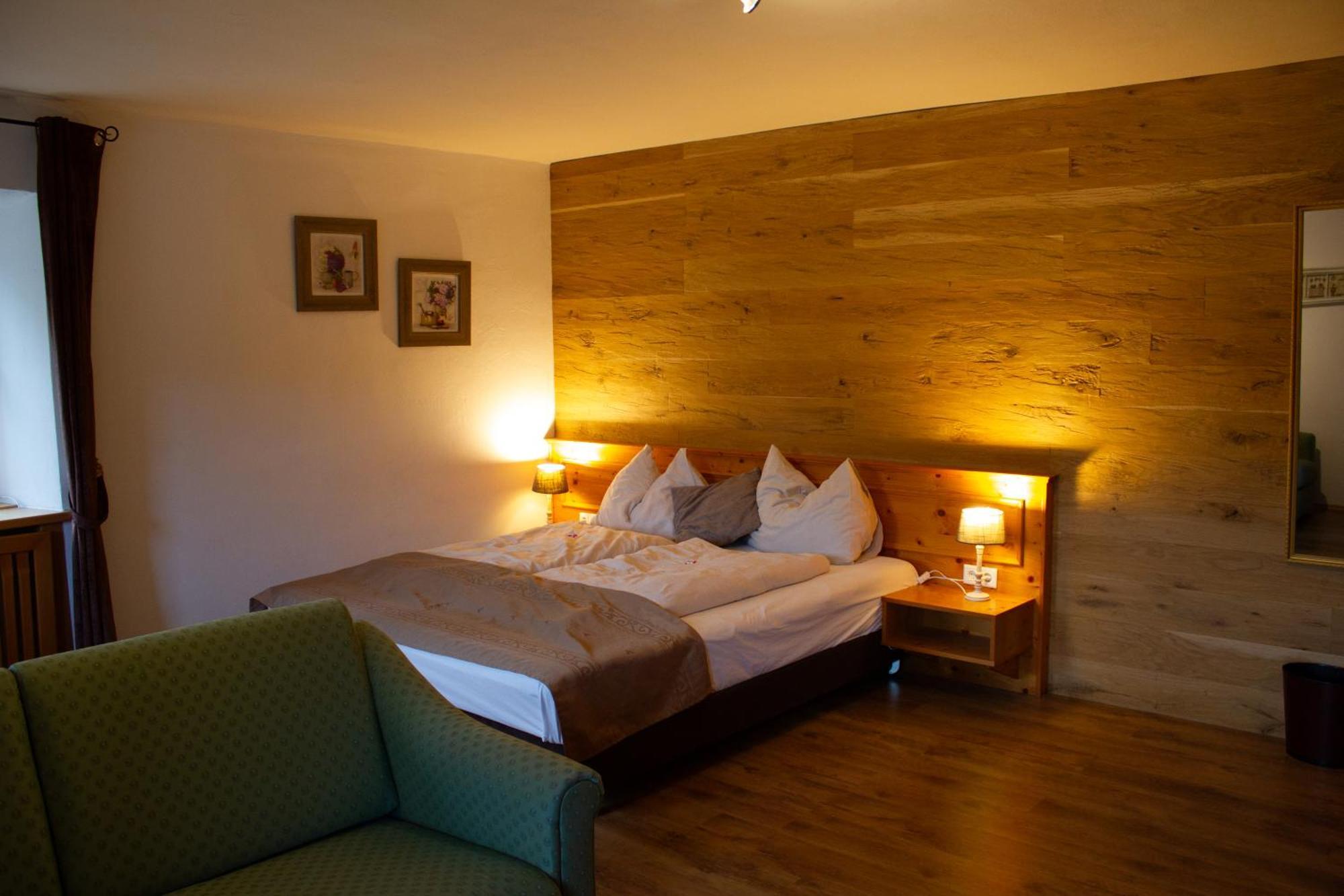 Hotel Gasthof Stranachwirt Санкт-Михель  Экстерьер фото