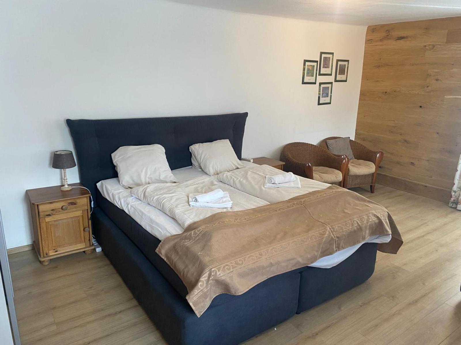 Hotel Gasthof Stranachwirt Санкт-Михель  Экстерьер фото